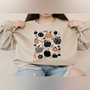 Assorted pumpkins sand crewneck